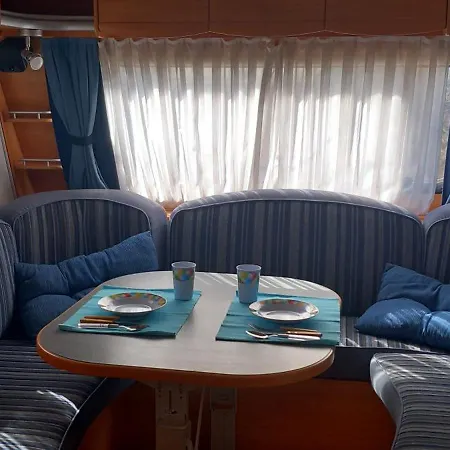 Caravan La Vida Rustica *